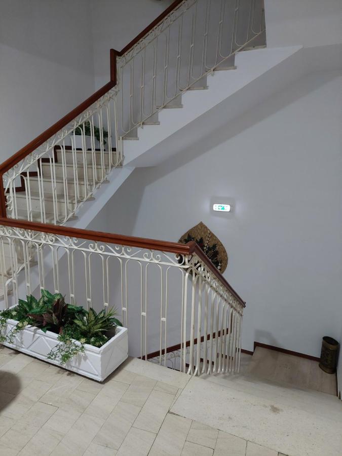 Bed and Breakfast Residencial Real - Antiga Rosas Вила-Реал Экстерьер фото