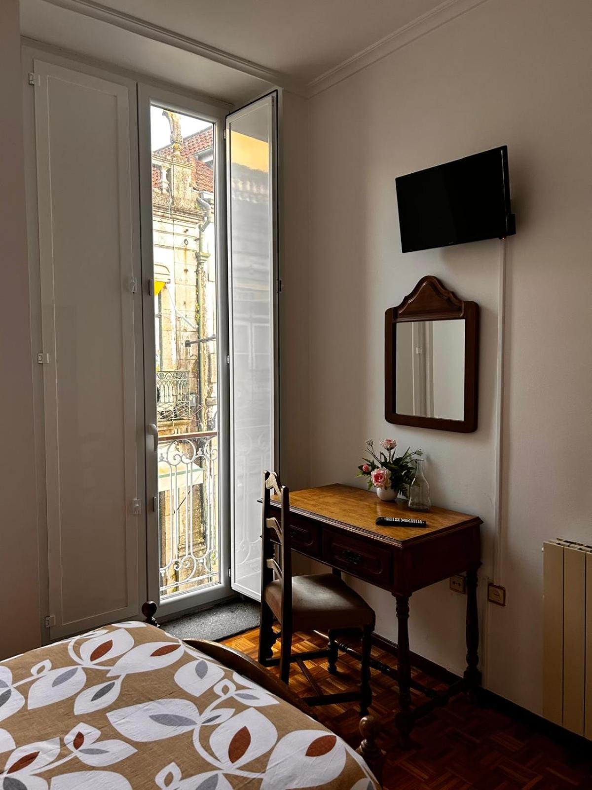 Bed and Breakfast Residencial Real - Antiga Rosas Вила-Реал Экстерьер фото