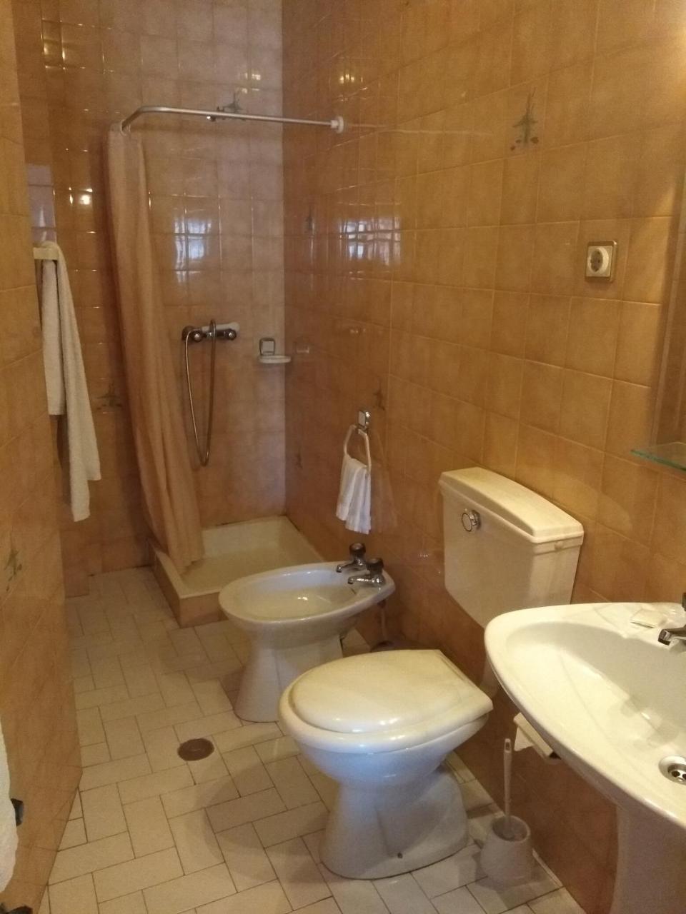 Bed and Breakfast Residencial Real - Antiga Rosas Вила-Реал Экстерьер фото